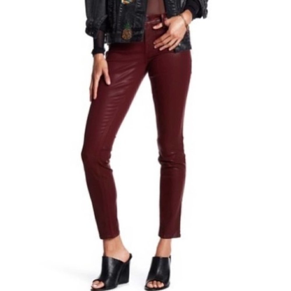Level 99 Liza Coated Skinny Jeans Vixen Wine Sz 28